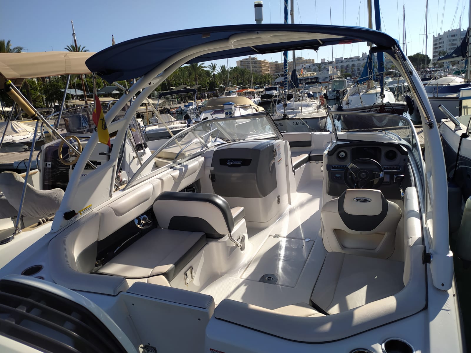 Excursion en bateau privé avec plongée en apnée et coucher de soleil – Image 6