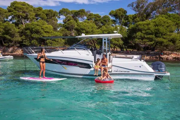 Excursión privada en barco por Ibiza — Jeanneau Cap Camarat, San Antonio