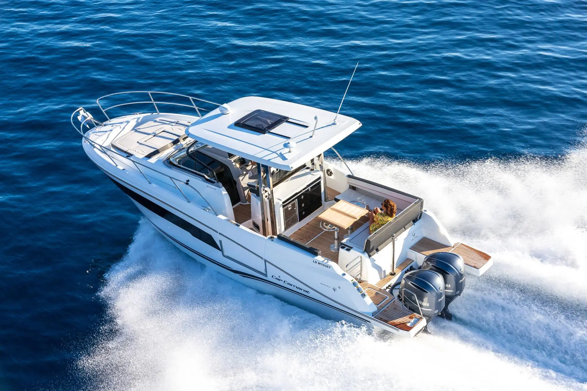 Excursión privada en barco por Ibiza — Jeanneau Cap Camarat, San Antonio