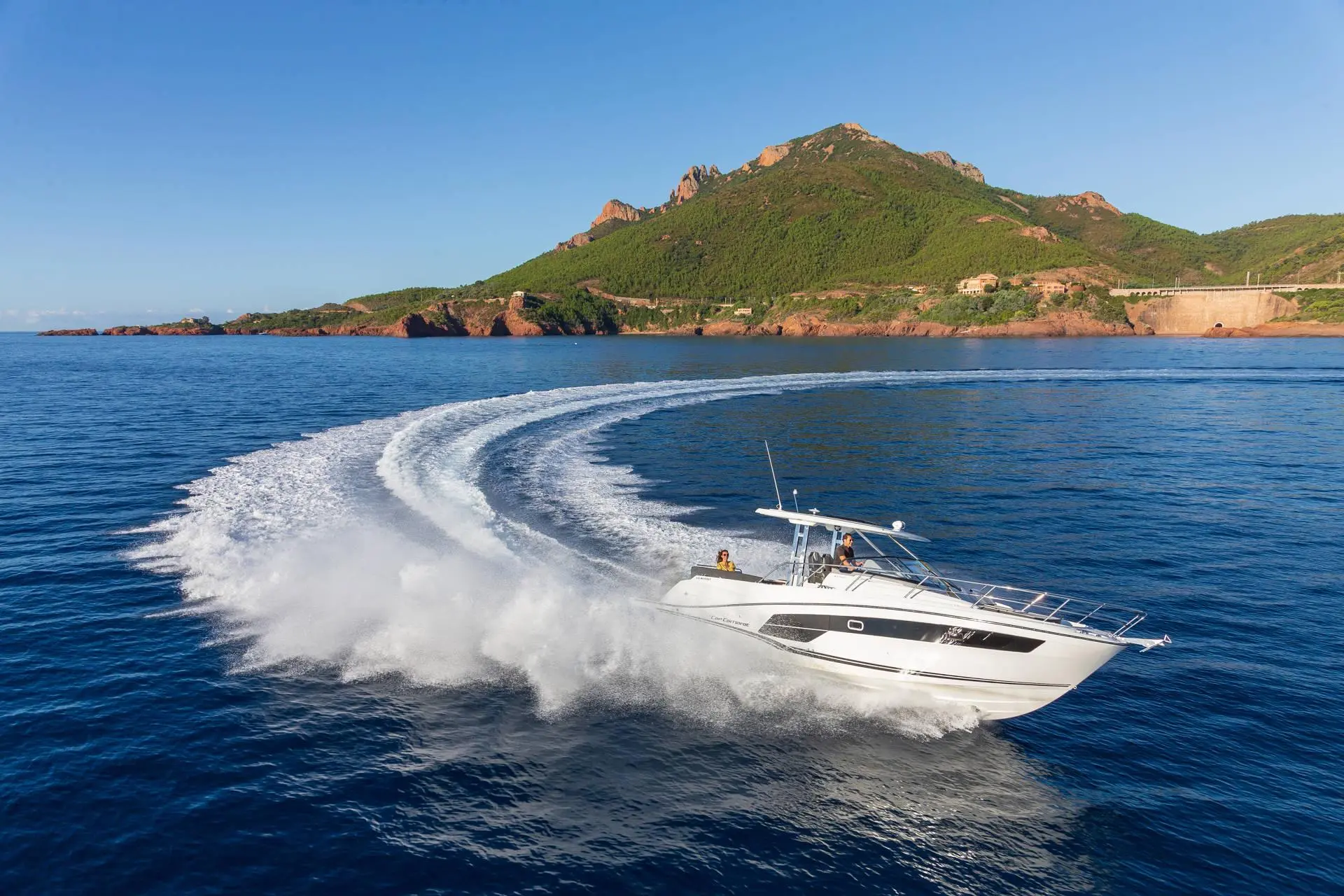 Excursión privada en barco por Ibiza — Jeanneau Cap Camarat, San Antonio
