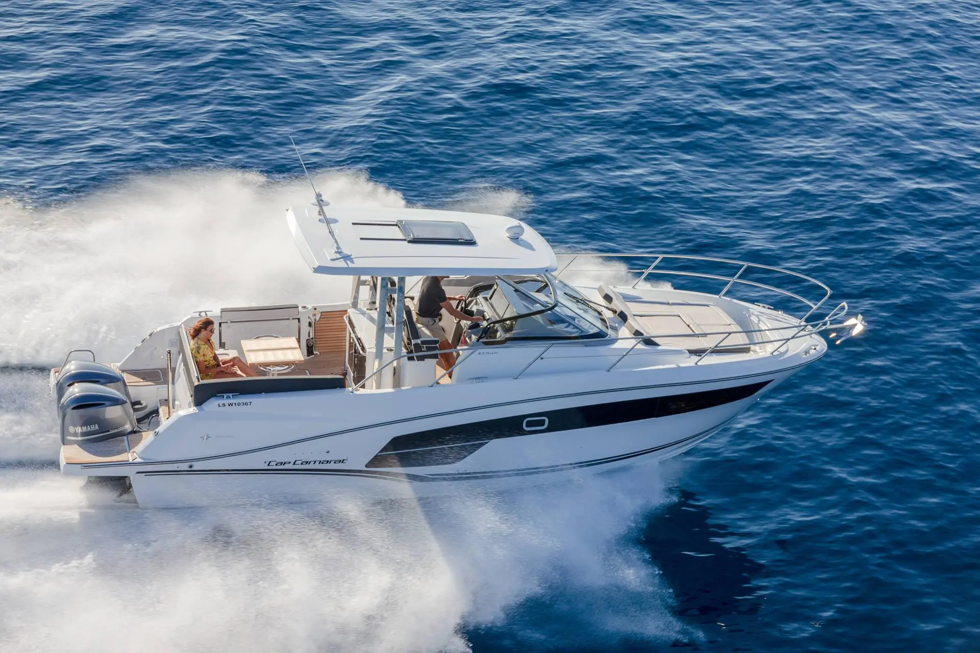 Excursión privada en barco por Ibiza — Jeanneau Cap Camarat, San Antonio